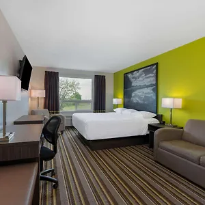 Hotel Super 8 By Wyndham East Mb Winnipeg